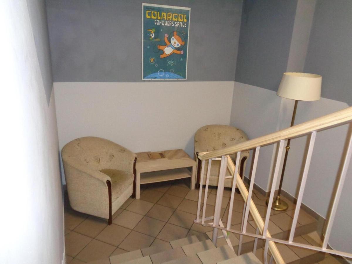 Go Hostel Rewolucji Łódź Kültér fotó
